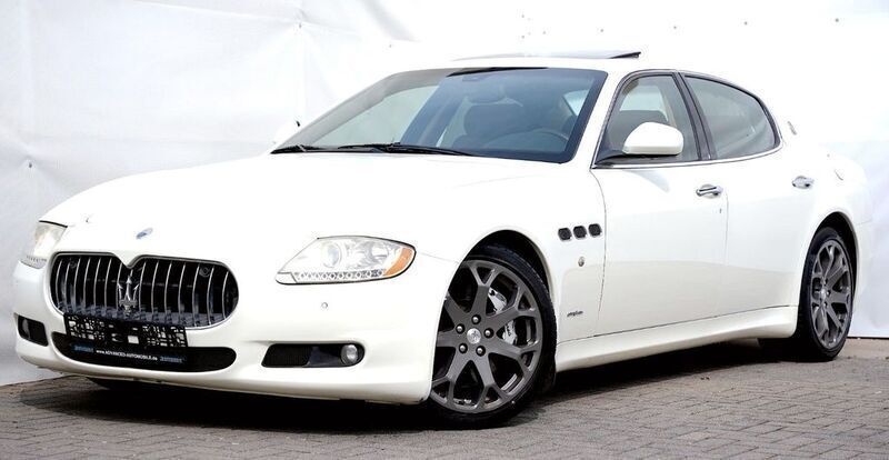 Weiß Gebraucht 2009 Maserati Quattroporte Limousine | 37.950 € (Teuer) - Bild 1/4