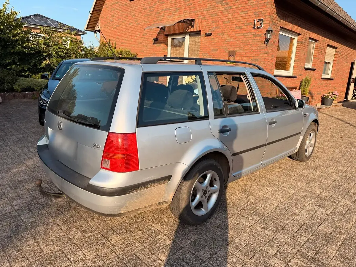 Gebraucht VW Golf IV 2002 Silber Kombi