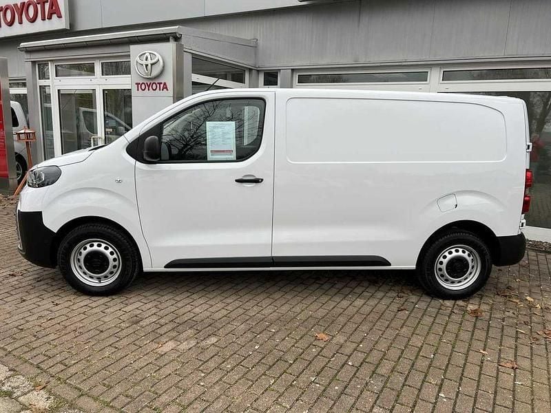 Gebraucht Toyota Proace 144 PS (105 kW) 2024 Weiß Van / Kleinbus
