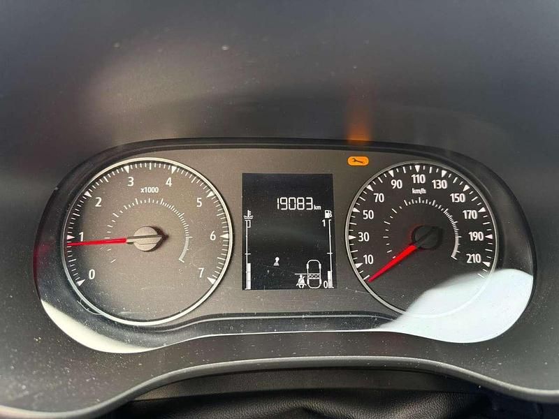 Gebraucht Dacia Sandero Essentiel 67 PS (49 kW) 2023 Gletscherweiss Kleinwagen