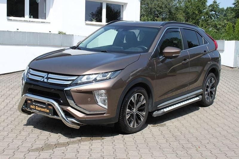 Braun Gebraucht 2017 Mitsubishi Eclipse Cross SUV | 15.450 € (Fairer Preis) - Bild 1/3