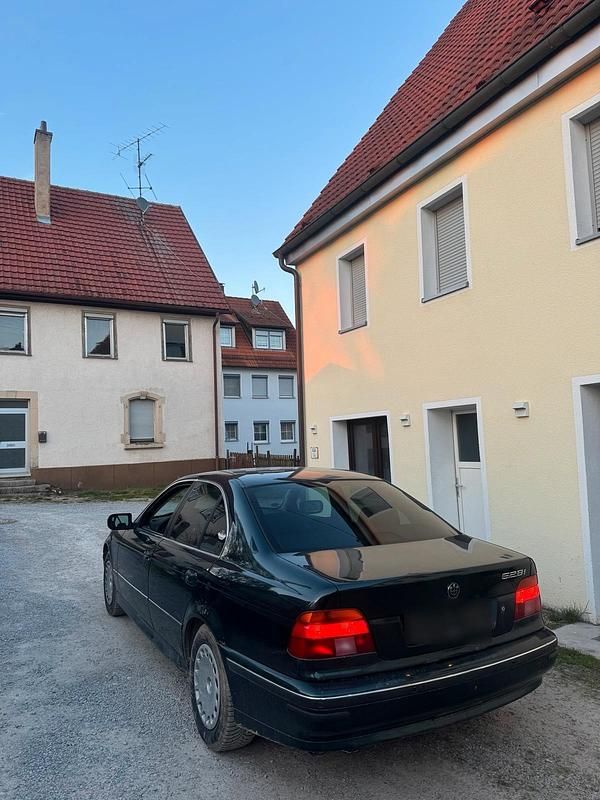 Gebraucht BMW 528 193 PS (141 kW) 2000 Grün Limousine