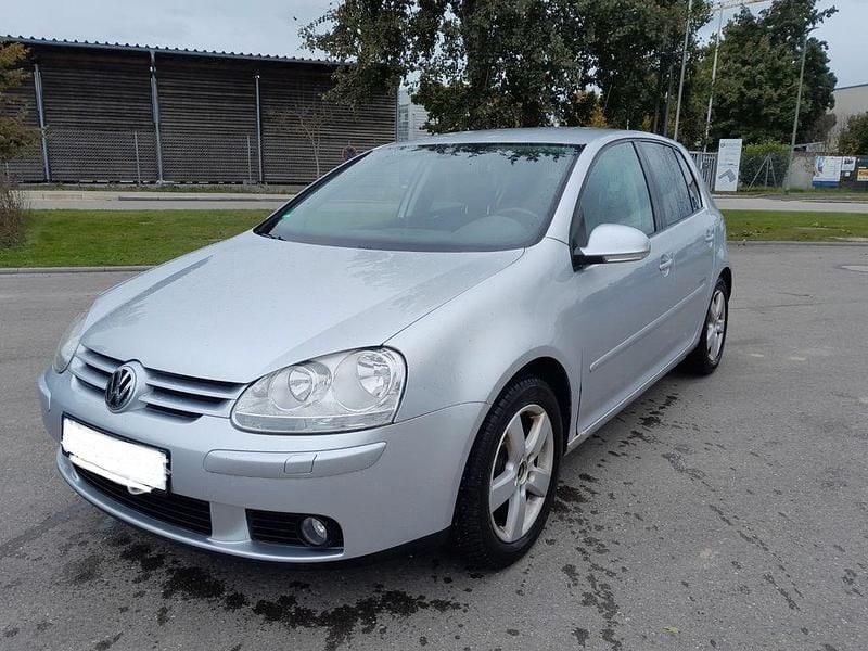 Silber Gebraucht 2008 VW Golf VI United Limousine | 1.200 € (Superpreis) - Bild 1/4