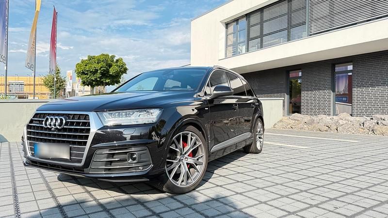 Schwarz Gebraucht 2016 Audi Q7 S-Line SUV | 44.000 € (Teuer) - Bild 1/4