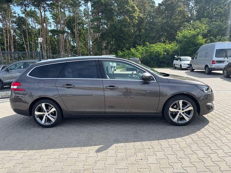 Gebraucht Peugeot 308 Style 131 PS (96 kW) 2016 Grau Kombi