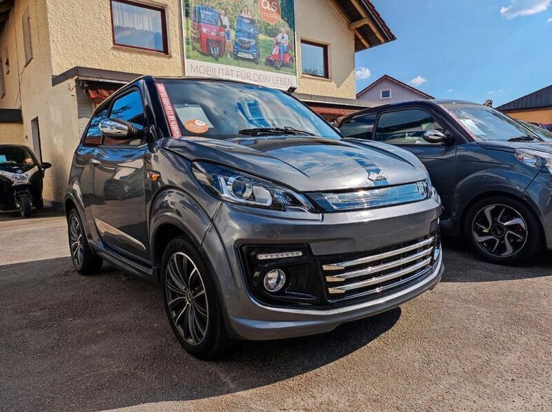 Grau Gebraucht 2017 Ligier JS50 Kleinwagen | 10.490 € (Etwas zu teuer) - Bild 1/4