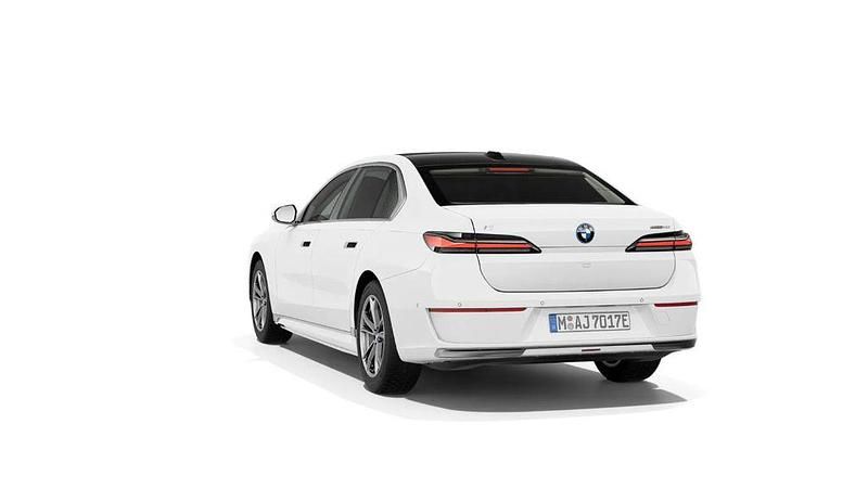 Neu BMW i7 334 kW (455 PS) 2026 Weiß Limousine