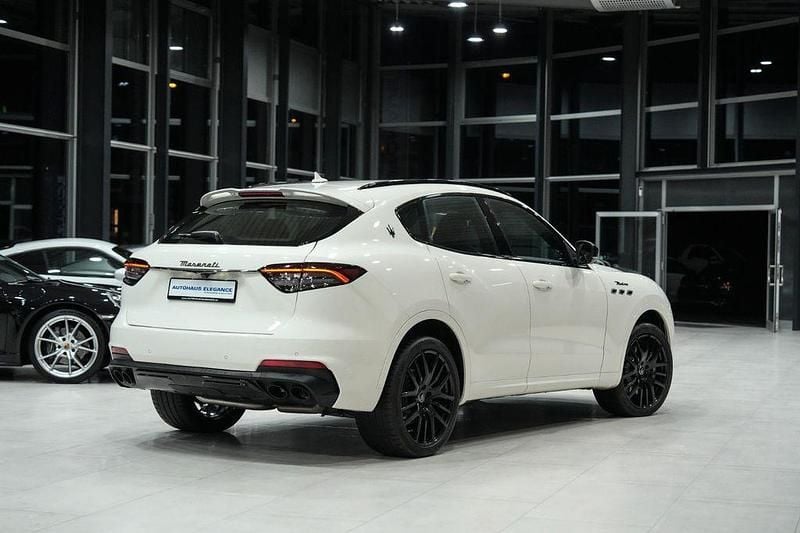 Gebraucht Maserati Levante 349 PS (256 kW) 2024 Weiss SUV