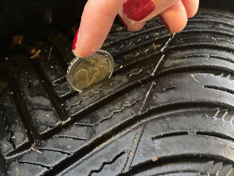 Gebraucht Fiat 500 Lounge 86 PS (63 kW) 2018 Weiß Kleinwagen