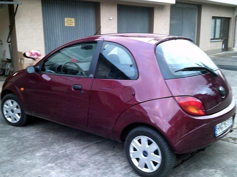 Gebraucht Ford Ka 60 PS (44 kW) 2006 Rot Kleinwagen
