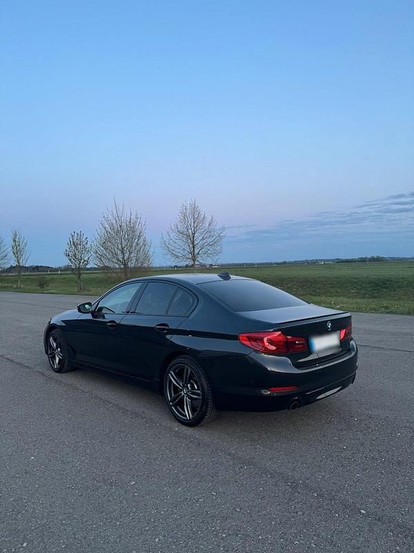 Gebraucht BMW 530 265 PS (194 kW) 2019 Grau Limousine