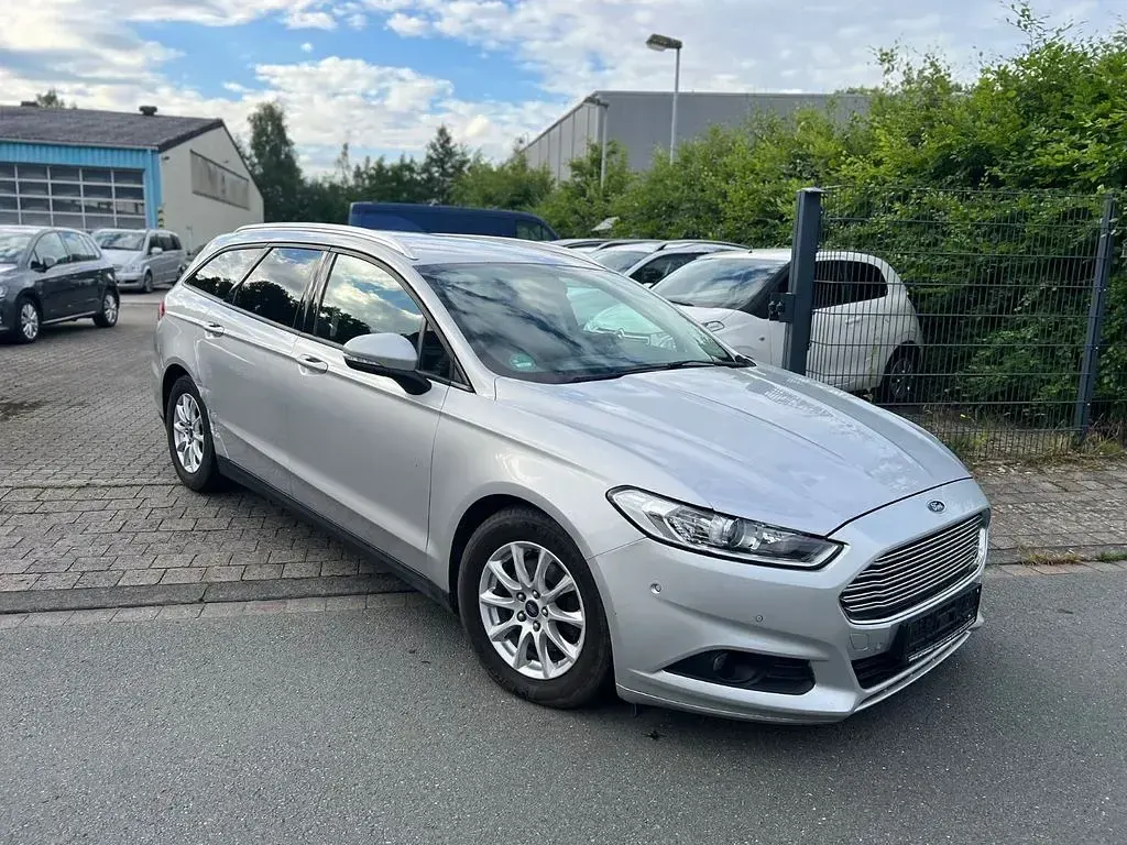 Gebraucht Ford Mondeo Trend 150 PS (110 kW) 2019 Silber Limousine