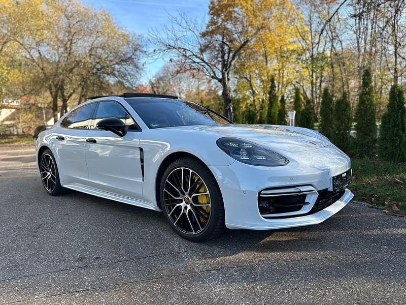Gebraucht Porsche Panamera Turbo S 630 PS (463 kW) 2021 Carraraweiss/gletscherweiss Limousine