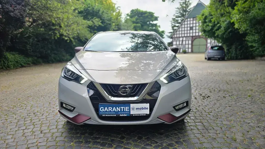 Gebraucht Nissan Micra Style Edition 101 PS (74 kW) 2020 Silber Kleinwagen