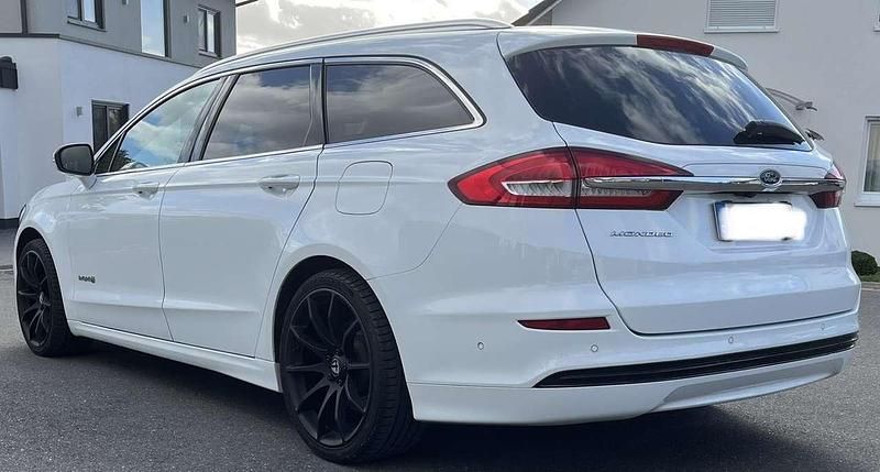 Gebraucht Ford Mondeo 188 PS (138 kW) 2019 Weiß Kombi