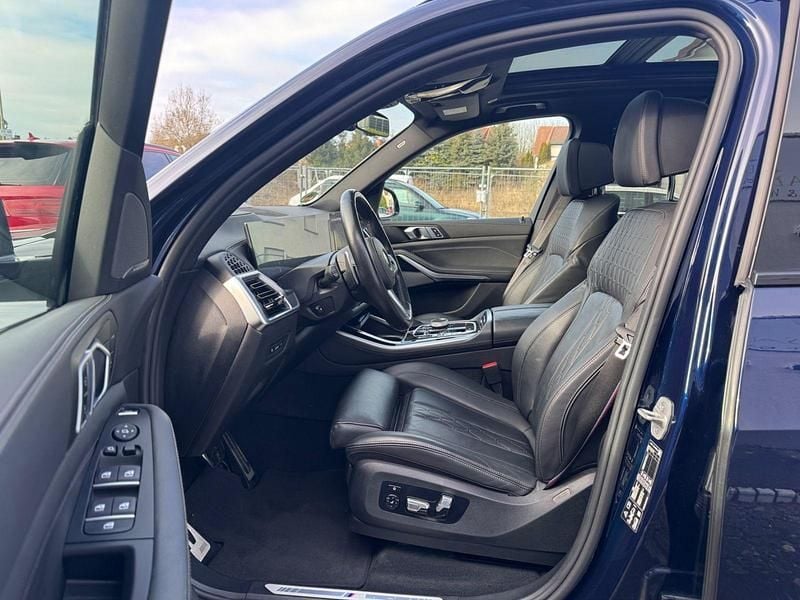 Second-hand BMW X5 Shadowline 352 CP (258 kW) 2024 Albastru SUV