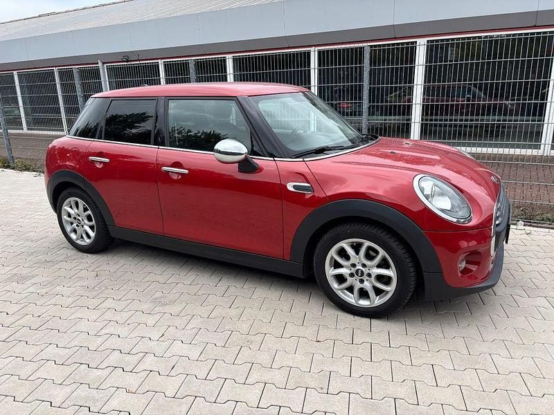 Gebraucht Mini ONE 102 PS (75 kW) 2017 Rot Kleinwagen