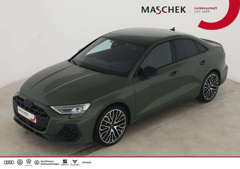 Distriktgrün Gebraucht 2024 Audi S3 Design Limousine | 52.888 € (Teuer) - Bild 1/4