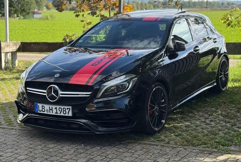 Schwarz Gebraucht 2017 Mercedes A45 AMG AMG Limousine | 31.999 € (Fairer Preis) - Bild 1/4