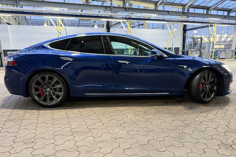 Gebraucht Tesla Model S Performance 580 kW (789 PS) 2019 Blau Kleinwagen