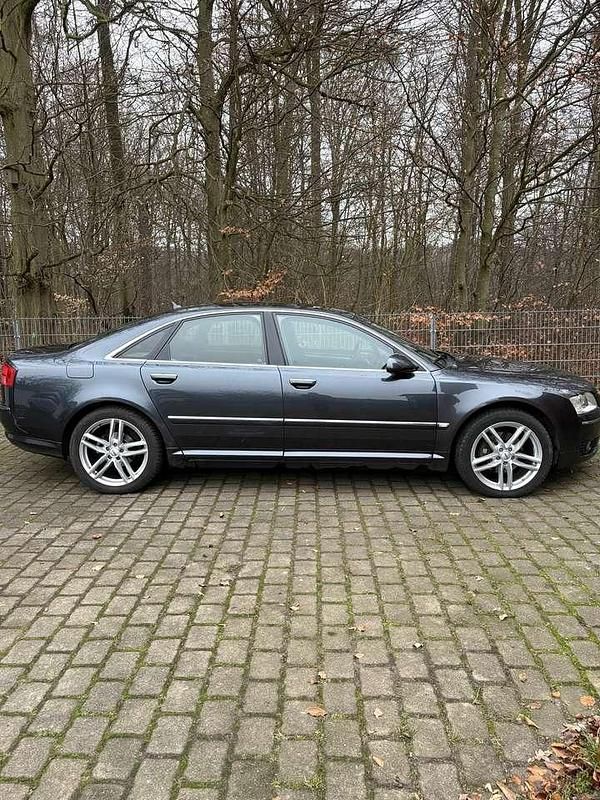 Gebraucht Audi A8 232 PS (170 kW) 2007 Blau Limousine