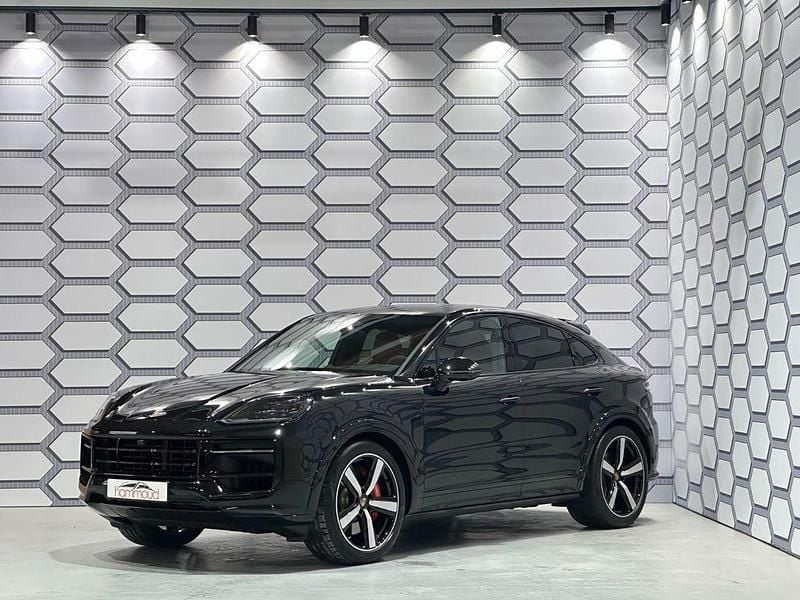 Schwarz Neu 2025 Porsche Cayenne GTS Sport SUV | 165.410 € (Guter Preis) - Bild 1/4