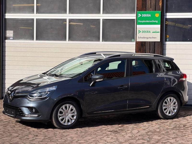 Gebraucht Renault Clio V Business 90 PS (66 kW) 2020 Grau Limousine