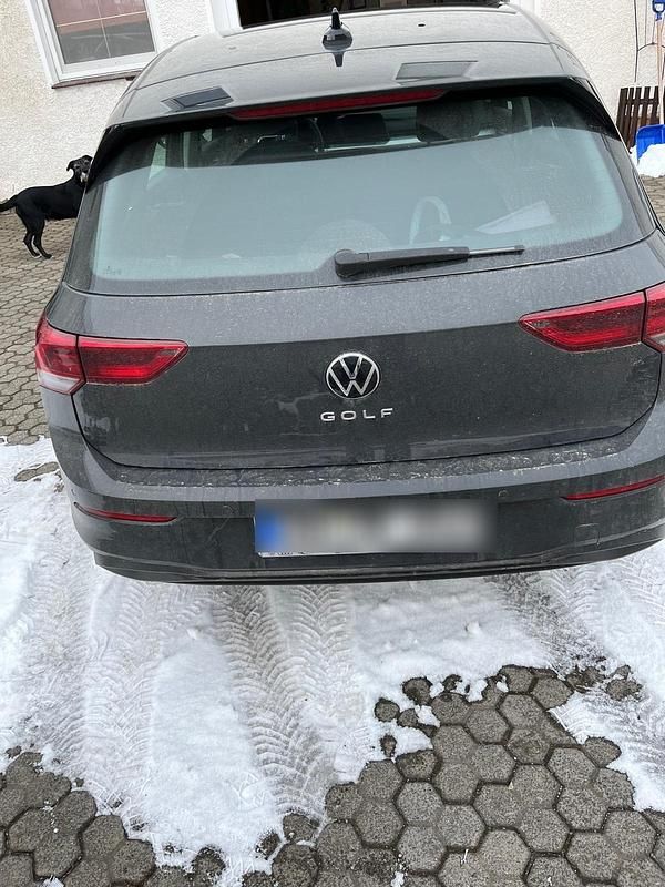 Gebraucht VW Golf VIII 150 PS (110 kW) 2022 Grau Limousine