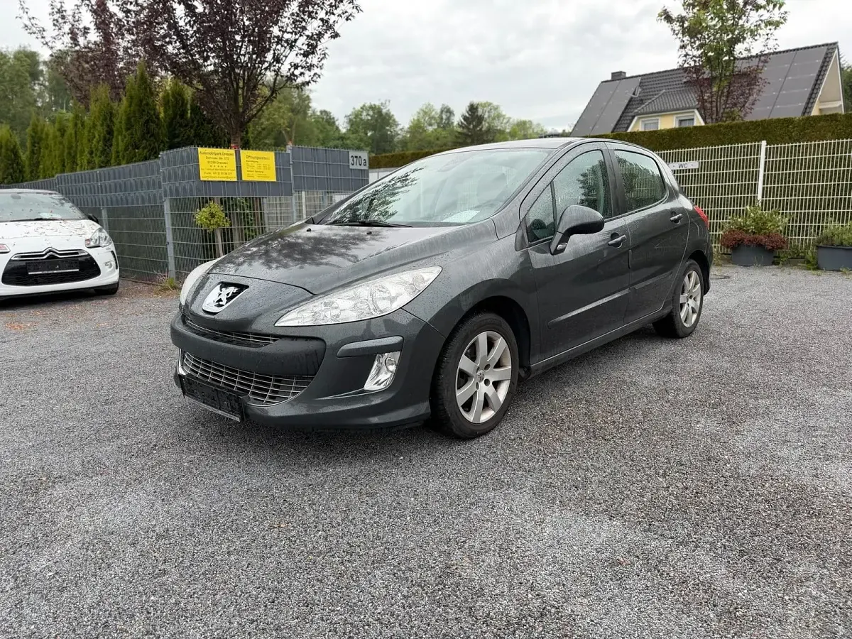 Gebraucht Peugeot 308 88 PS (64 kW) 2010 Grau Kleinwagen