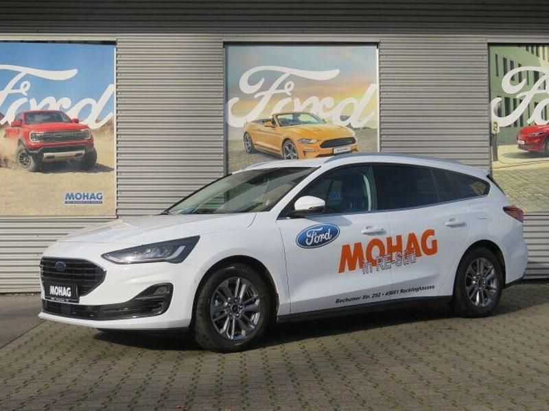 Gebraucht Ford Focus Titanium 125 PS (91 kW) 2024 Weiss Kombi