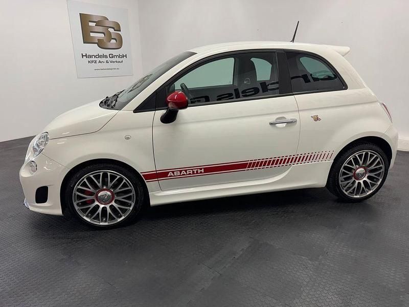 Gebraucht Abarth 500 135 PS (99 kW) 2013 Weiß Kleinwagen
