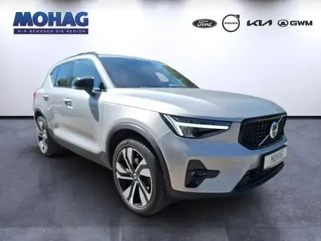 Gebraucht Volvo XC40 145 PS (106 kW) 2023 SUV