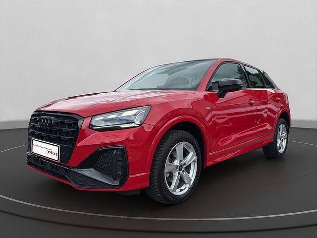 Gebraucht Audi Q2 S-Line 116 PS (85 kW) 2023 Tangorot metallic SUV