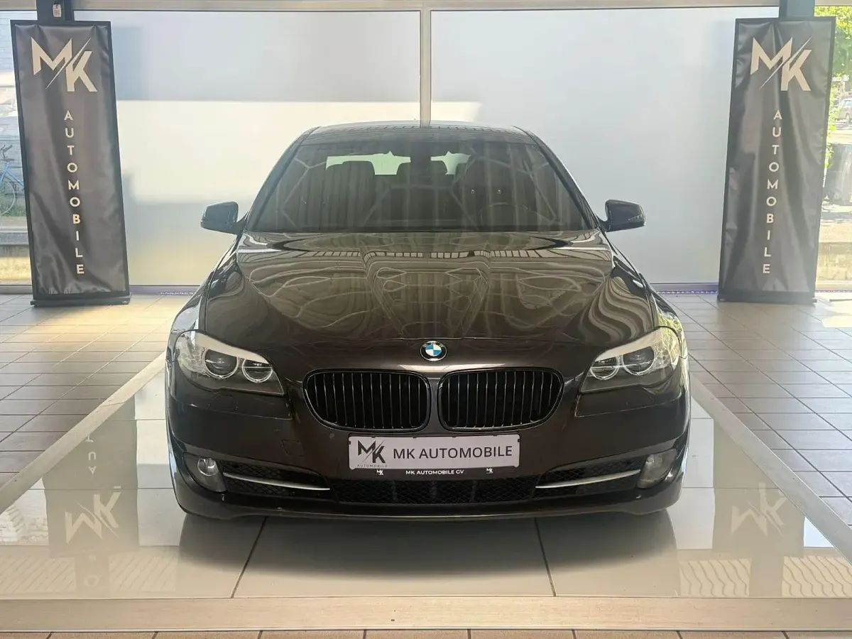 Gebraucht BMW 520 Shadowline 184 PS (135 kW) 2010 Grau Limousine