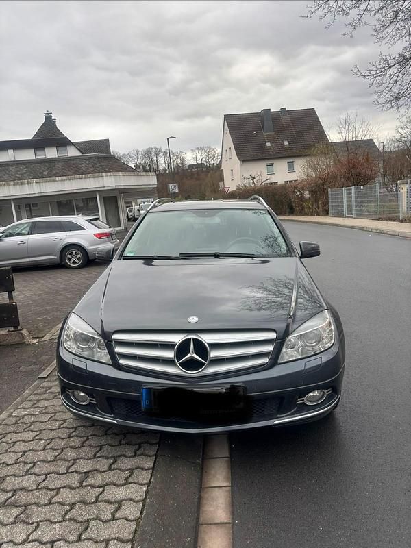 Gebraucht Mercedes C250 204 PS (150 kW) 2009 Grau Kombi