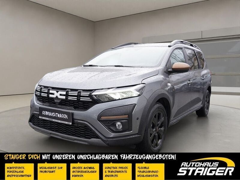 Grau Gebraucht 2023 Dacia Jogger Extreme SUV | 20.450 € (Guter Preis) - Bild 1/4