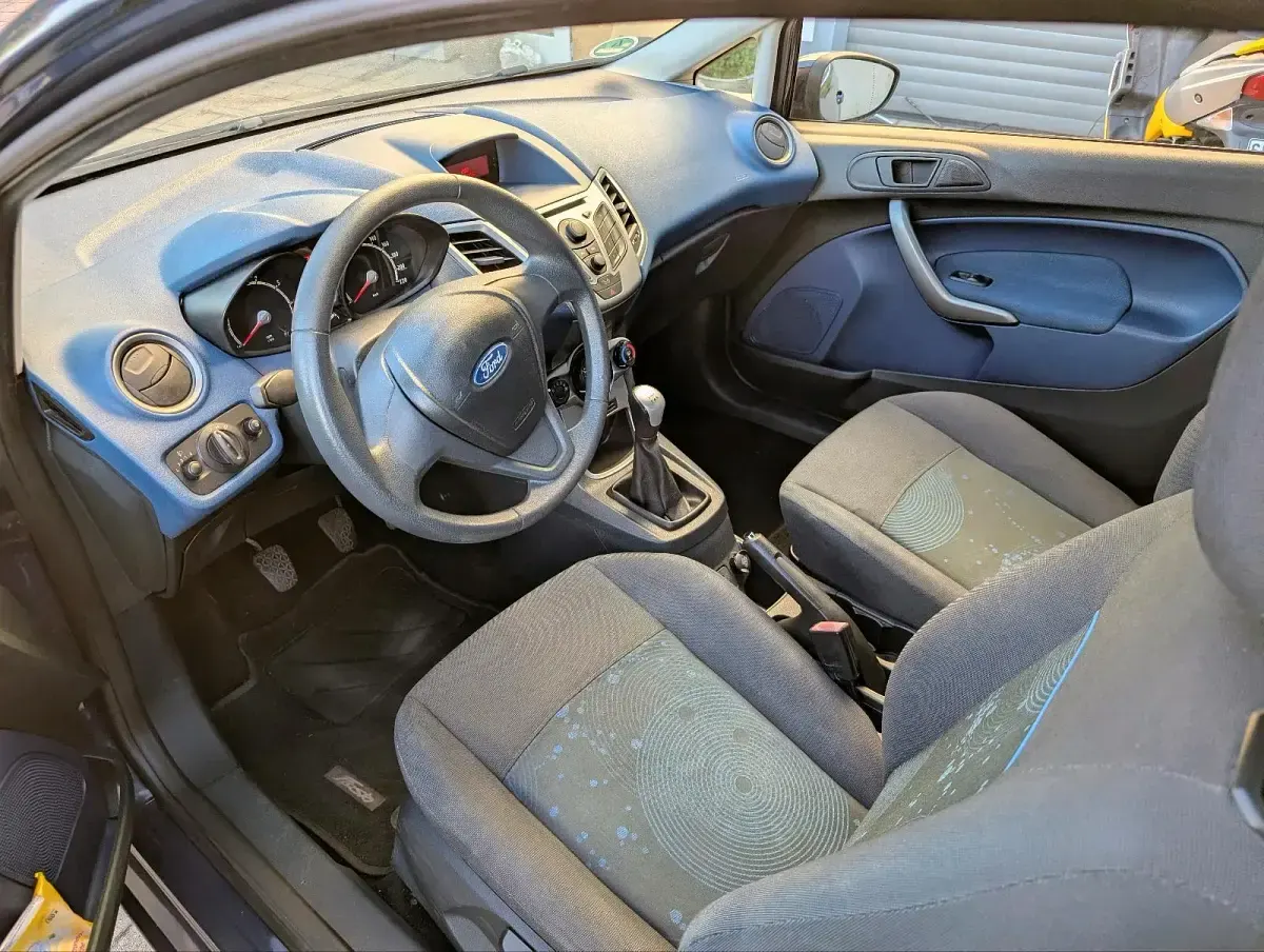 Gebraucht Ford Fiesta 60 PS (44 kW) 2009 Blau Kleinwagen