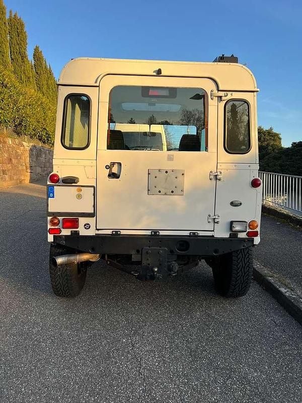 Gebraucht Land Rover Defender 122 PS (89 kW) 2000 Weiß SUV