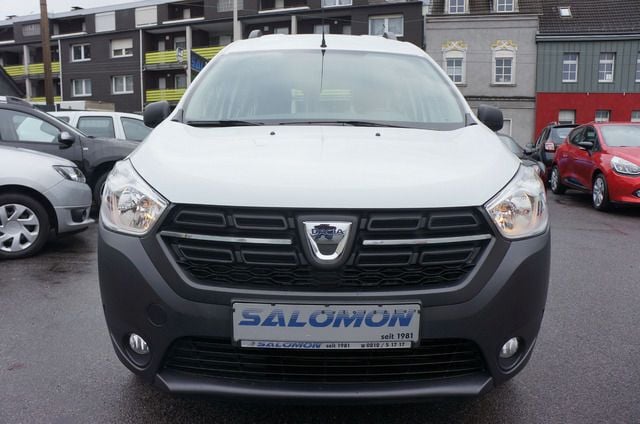 Weiß Gebraucht 2016 Dacia Dokker Van / Kleinbus | 9.480 € (Guter Preis) - Bild 1/4
