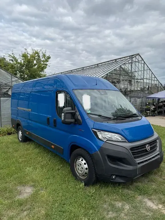 Gebraucht Fiat Ducato 140 PS (102 kW) 2019 Blau Van