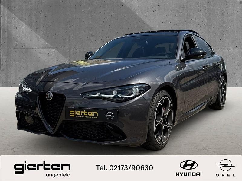 Grau Gebraucht 2023 Alfa Romeo Giulia Veloce Limousine | 39.790 € (Fairer Preis) - Bild 1/4