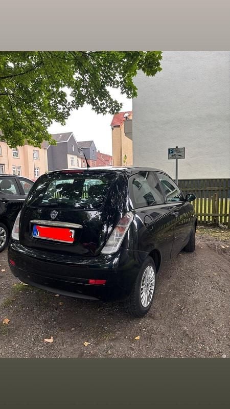 Schwarz Gebraucht 2008 Lancia Ypsilon Kleinwagen | 2.000 € (Teuer) - Bild 1/4