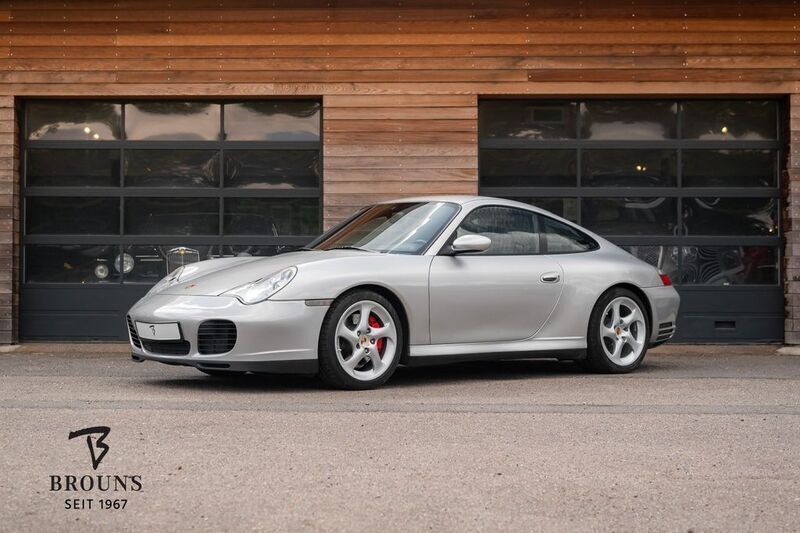 Silber Gebraucht 2004 Porsche 911 Carrera 4S Coupé | 42.996 € (Teuer) - Bild 1/4