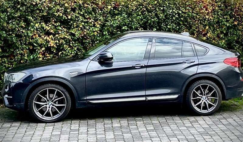 Grau Gebraucht 2015 BMW X4 xLine SUV | 30.850 € - Bild 1/4