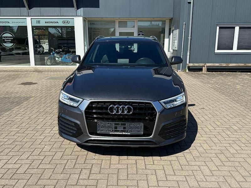 Gebraucht Audi Q3 S-Line 150 PS (110 kW) 2016 Grau SUV