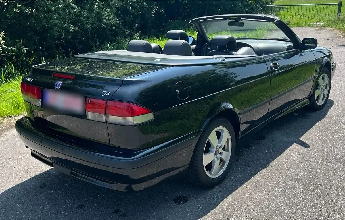 Używany Saab 9-3 Cabriolet 154 KM (113 kW) 2000 Czarny Kabriolet
