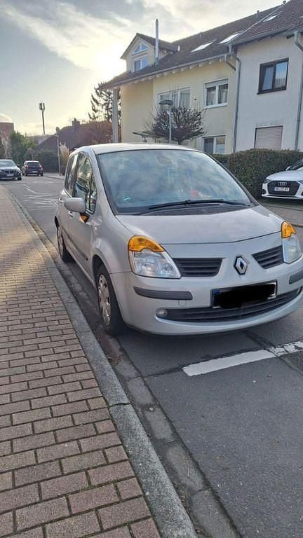 Gebraucht Renault Modus Dynamique 75 PS (55 kW) 2005 Silber Van / Kleinbus