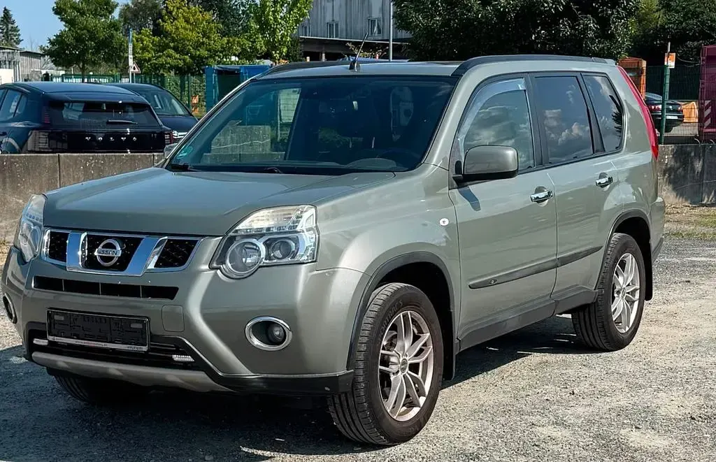 Gebraucht Nissan X-Trail SE 150 PS (110 kW) 2011 Grün SUV