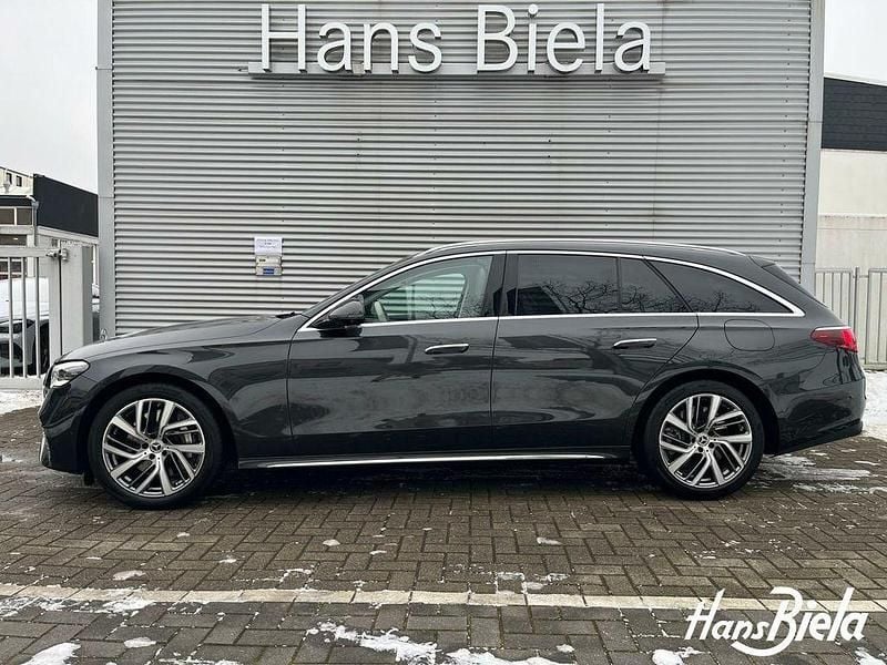 Gebraucht Mercedes E300 Exclusive 313 PS (230 kW) 2024 Lack graphitgrau Kombi