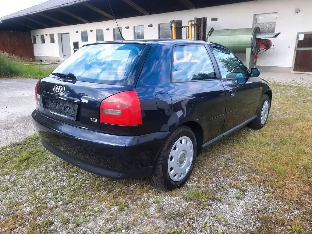 Gebraucht Audi A3 101 PS (74 kW) 1999 Blau Kleinwagen